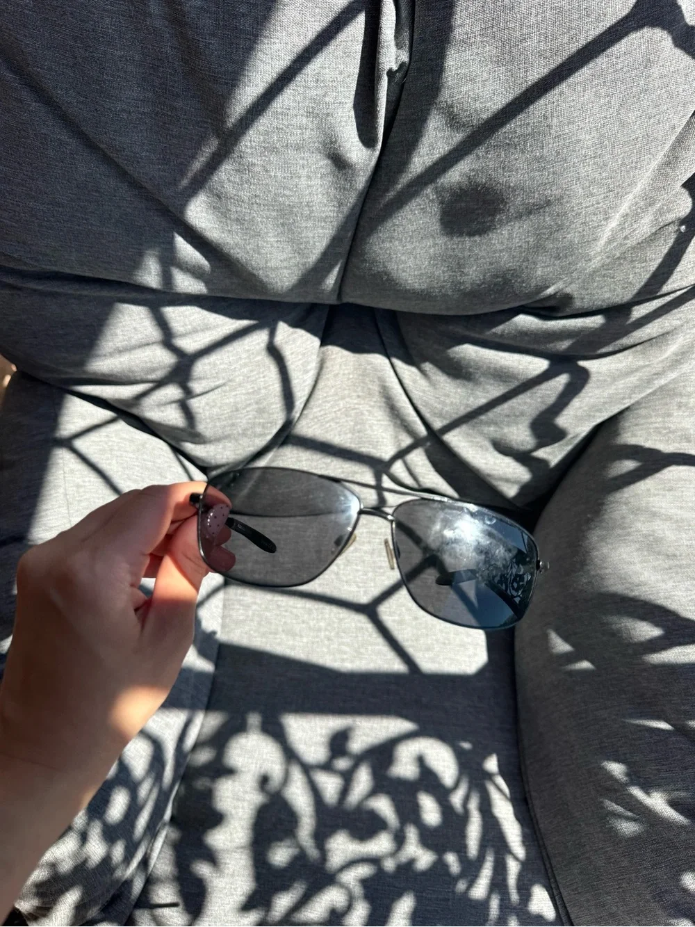 Classic Black Aviator Sunglasses - Sleek Everyday Shades